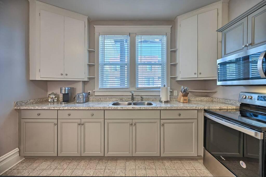 Suites On Seneca - Lovely 2 Bed 1 Bath Apartment Гаррісберг Екстер'єр фото